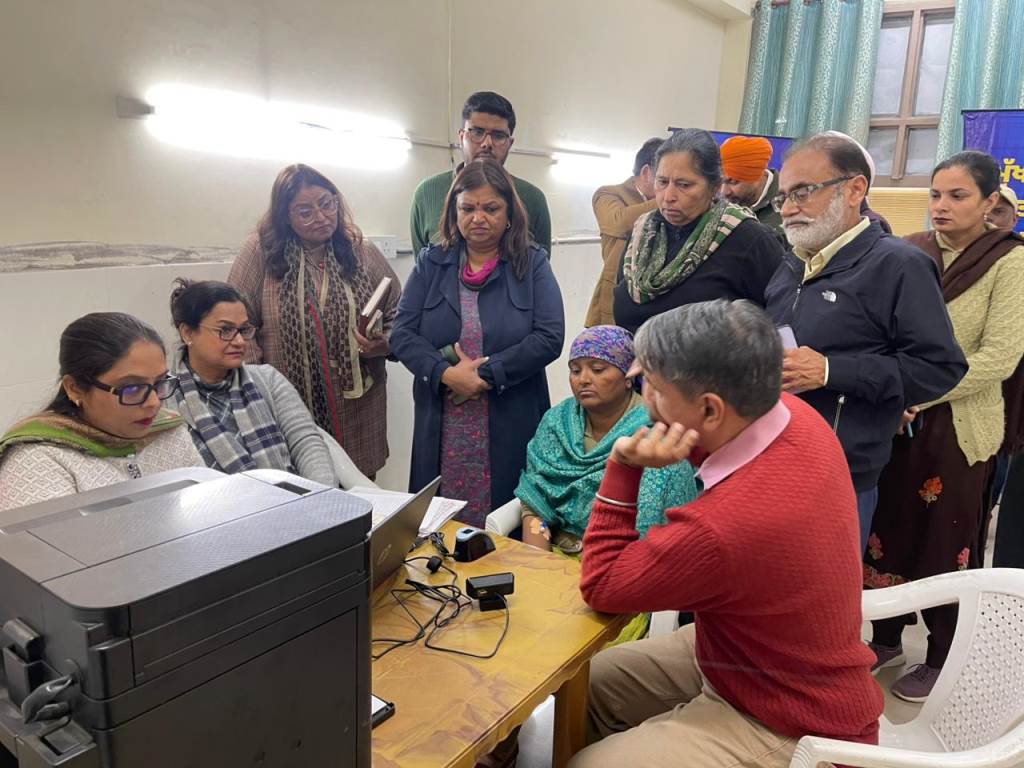 Health Department Director reviews implementation of Chief Ministers Health Scheme